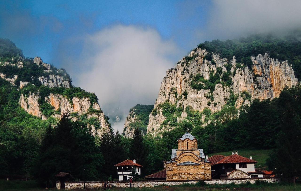Konak Tosa Poganovo 外观 照片